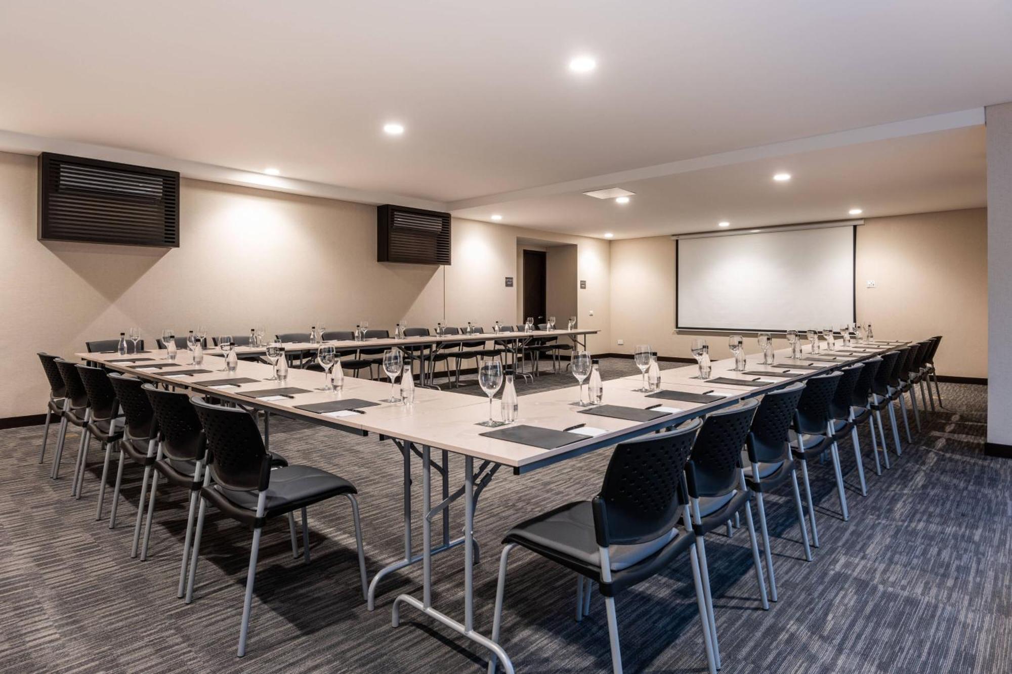 Ac Hotel By Marriott Bogota Zona T Bagian luar foto