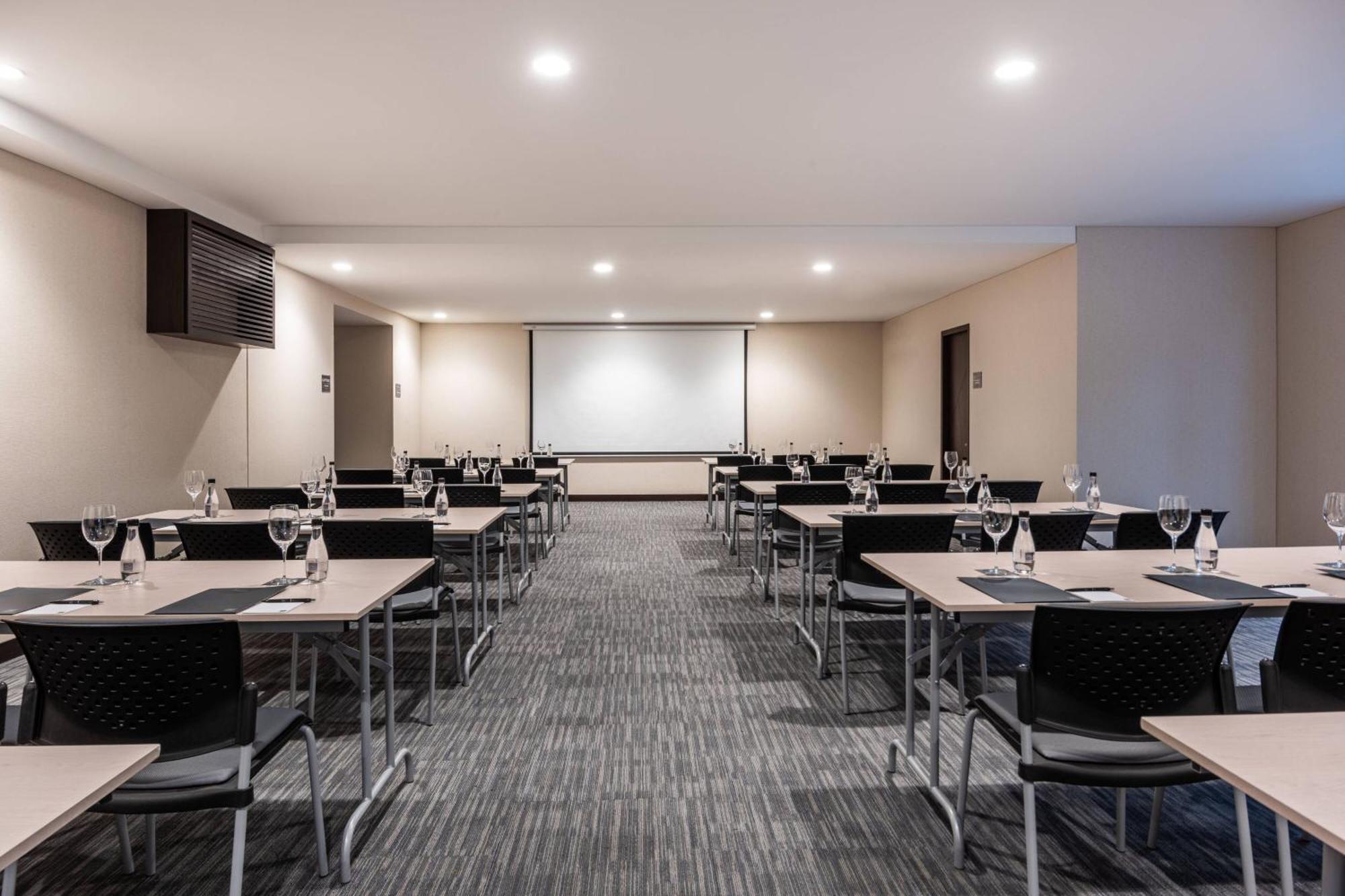 Ac Hotel By Marriott Bogota Zona T Bagian luar foto