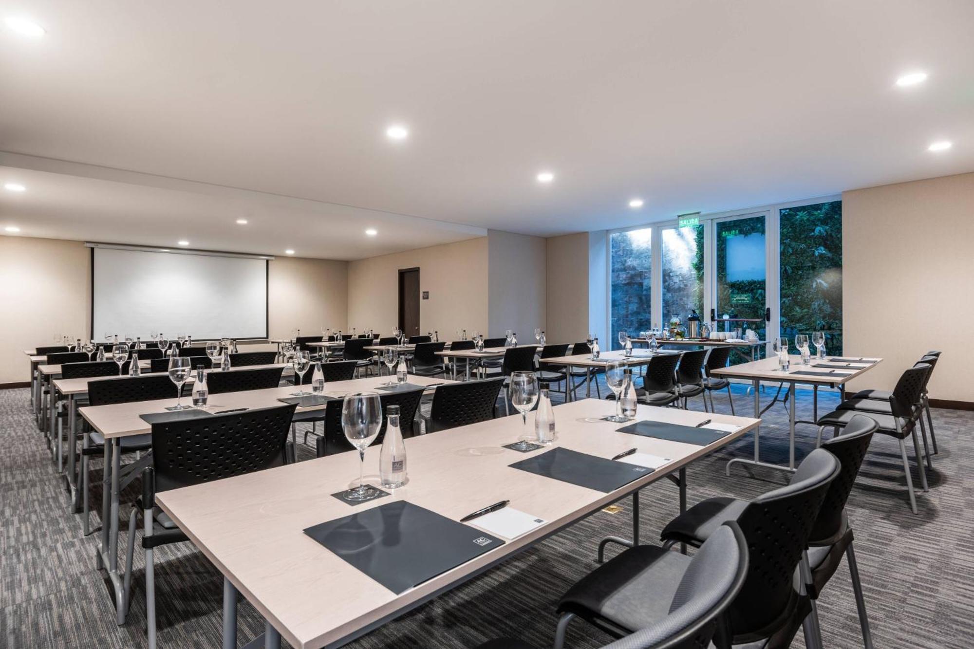 Ac Hotel By Marriott Bogota Zona T Bagian luar foto