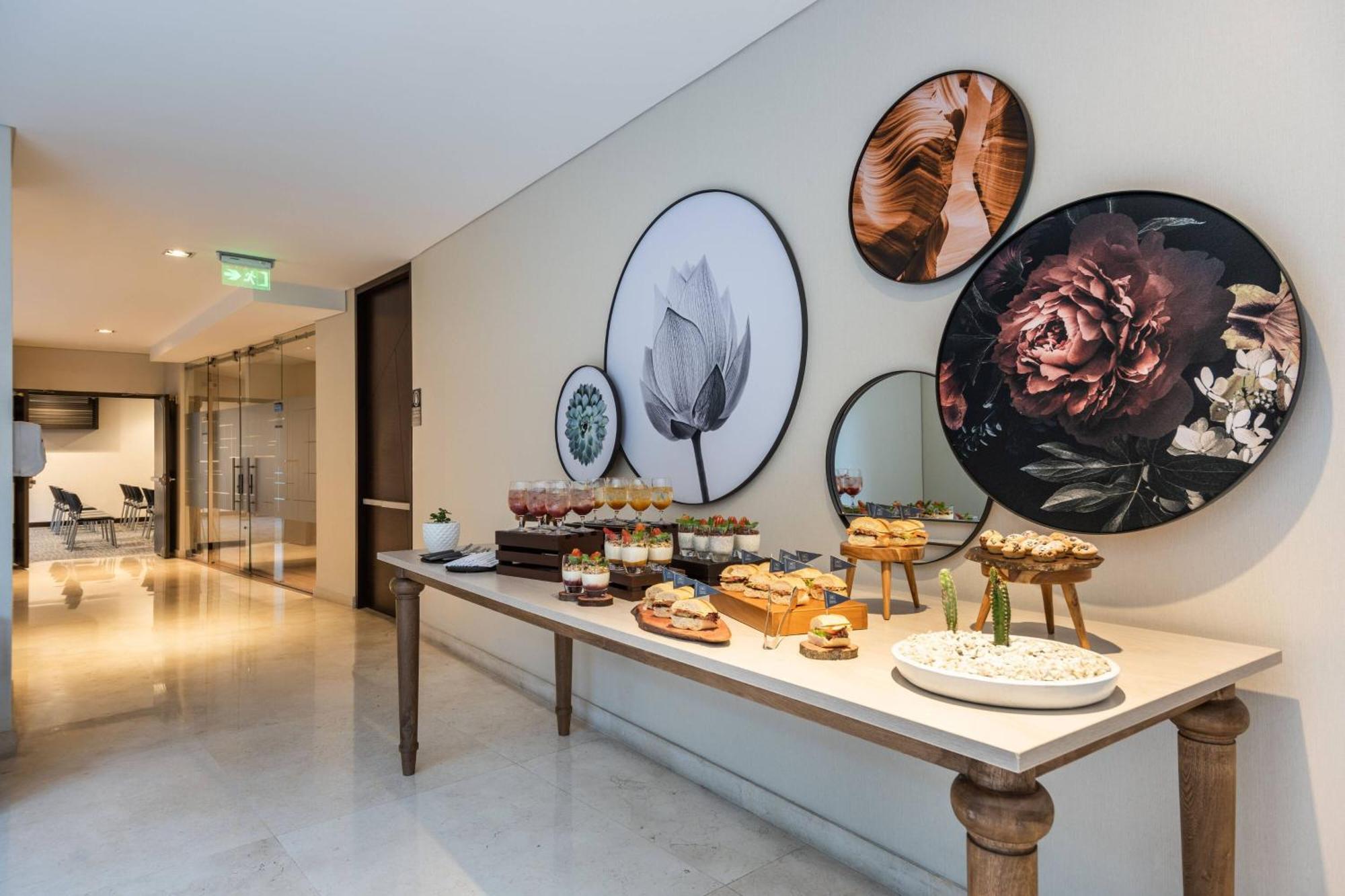Ac Hotel By Marriott Bogota Zona T Bagian luar foto