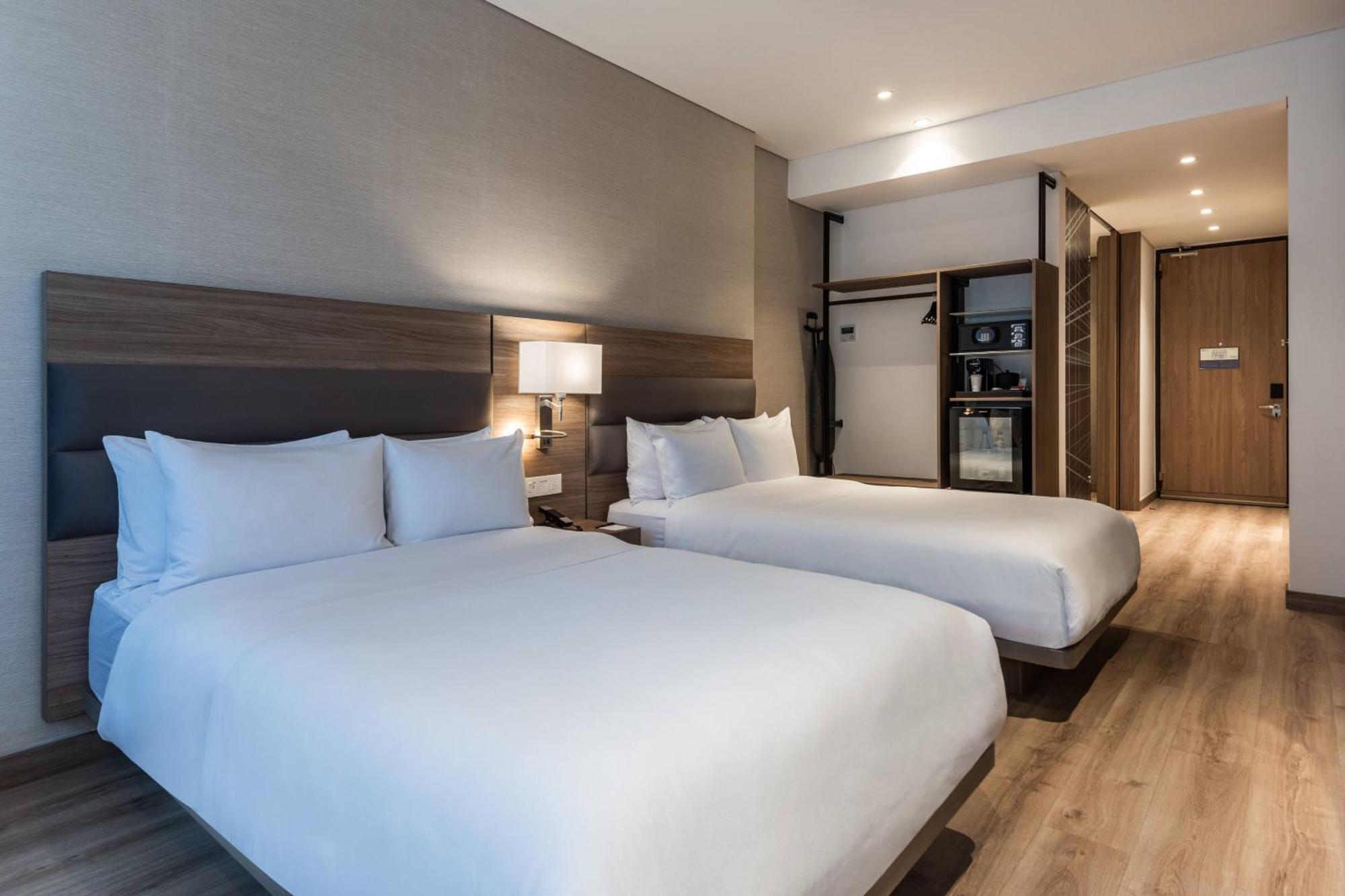 Ac Hotel By Marriott Bogota Zona T Bagian luar foto
